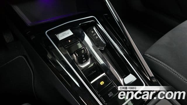 Volkswagen Golf 2025 — ფოტო 9/20
