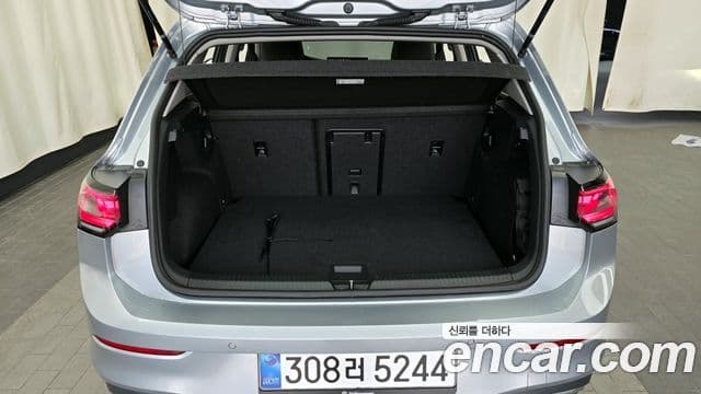 Volkswagen Golf 2025 — ფოტო 20/20
