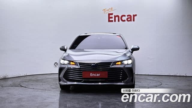 Toyota Avalon 2019 — ფოტო 3/20