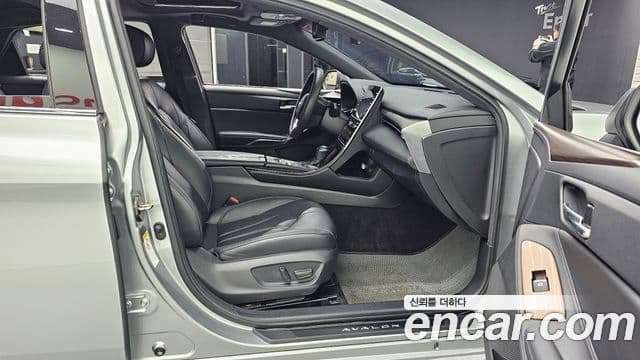 Toyota Avalon 2019 — ფოტო 11/20