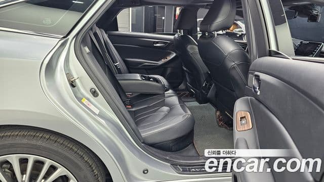 Toyota Avalon 2019 — ფოტო 12/20