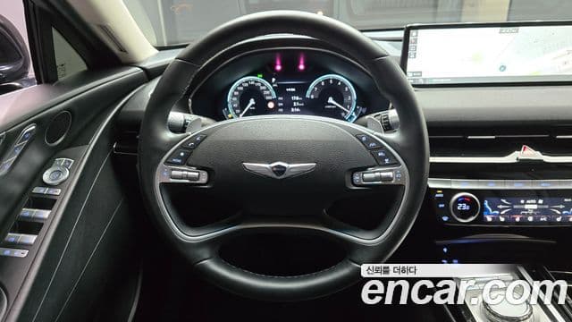 Genesis Electrified G80 2023 — Şəkil 13/20