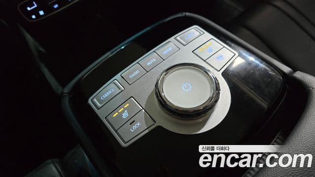 Genesis Electrified G80 2023 — Şəkil 18/20