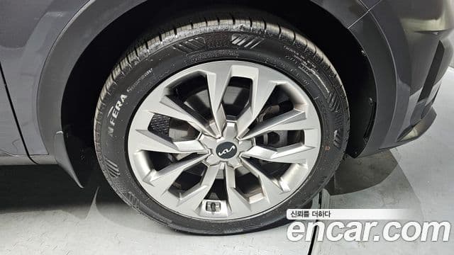 Kia Sorento 2021 — Фото 5/20