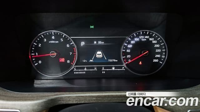 Kia Sorento 2021 — Фото 8/20
