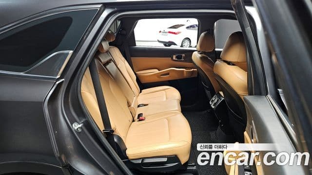 Kia Sorento 2021 — фото 11 из 20