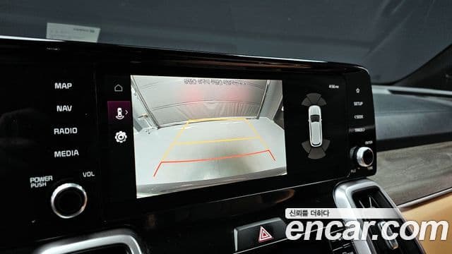 Kia Sorento 2021 — Фото 15/20