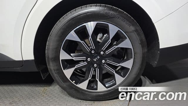 Kia Carnival 2020 — фото 5 из 20