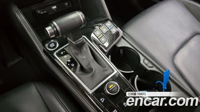 Kia Sportage 2022 — ფოტო 9/20