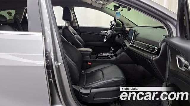 Kia Sportage 2022 — ფოტო 11/20