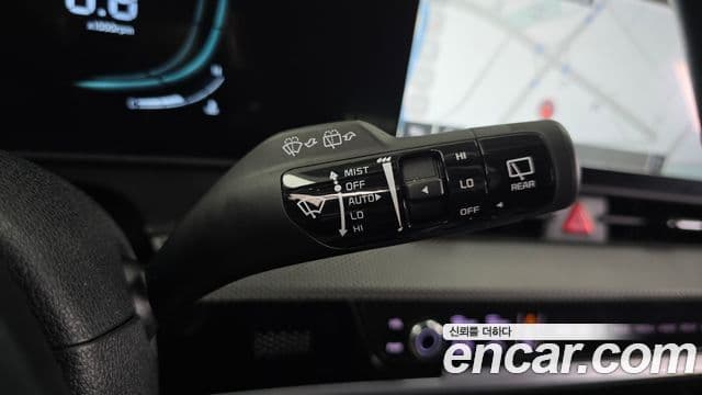 Kia Sportage 2022 — ფოტო 17/20