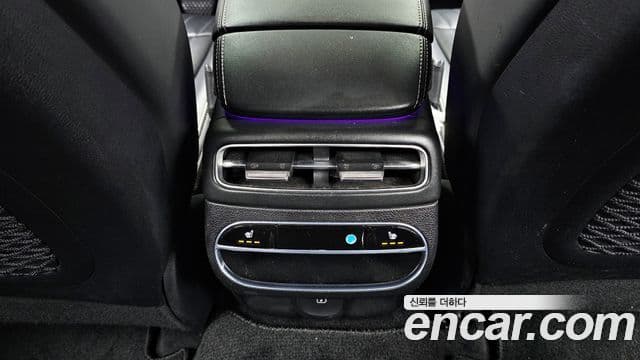 Genesis GV70 2021 — Şəkil 17/20