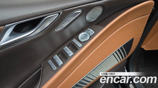 Genesis G80 2021 — ფოტო 17/20