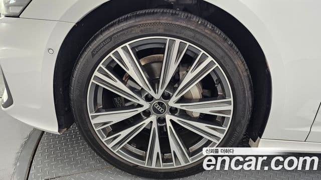 Audi A6 2023 — Photo 10/20