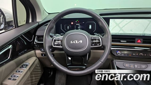 Kia Carnival 2024 — ფოტო 13/20