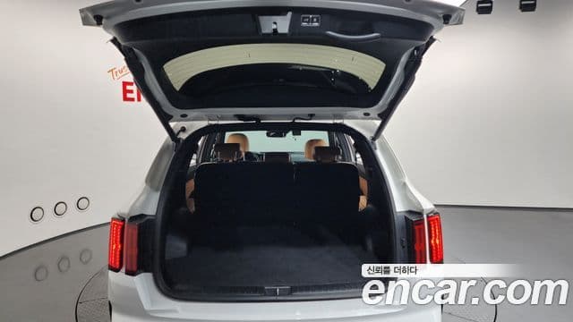 Kia Sorento 2021 — фото 20 из 20