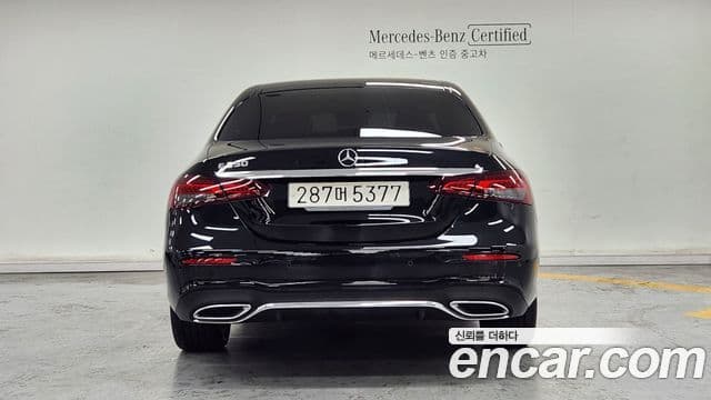 Mercedes-Benz E-Class 2022 — Şəkil 14/18