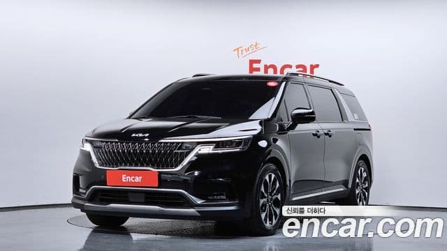 Kia Carnival 2023 — ფოტო 1/20