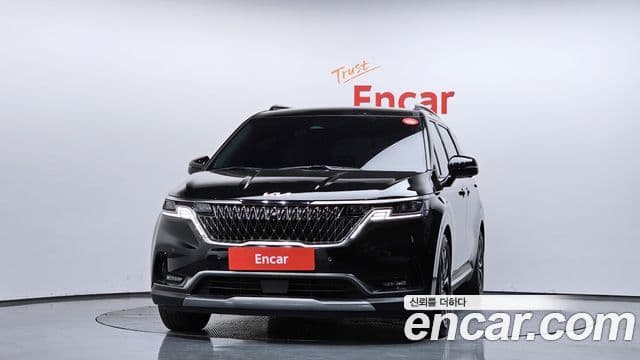 Kia Carnival 2023 — ფოტო 3/20