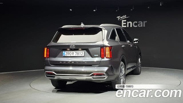 Kia Sorento 2020 — ფოტო 4/20