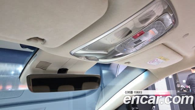 Genesis Electrified G80 2024 — Şəkil 18/20