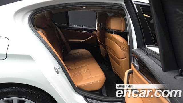 BMW 5 Series 2023 — Photo 3/20