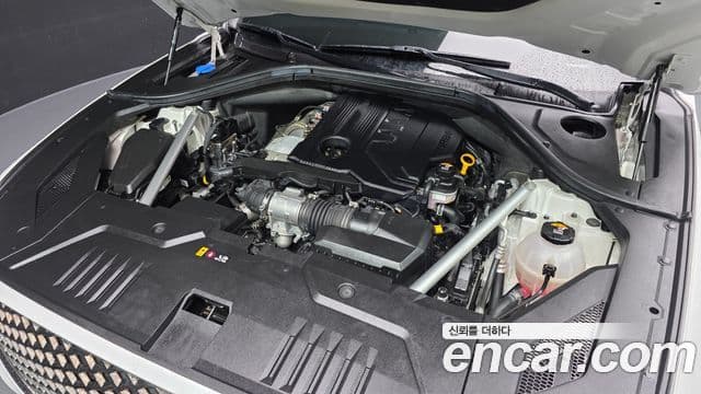 Genesis GV70 2021 — ფოტო 6/20