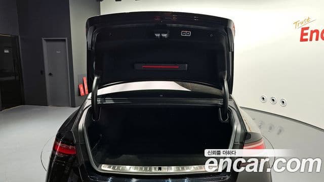 Genesis G90 2022 — Şəkil 20/20