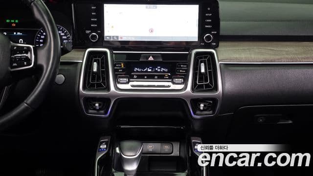Kia Sorento 2022 — Şəkil 14/20