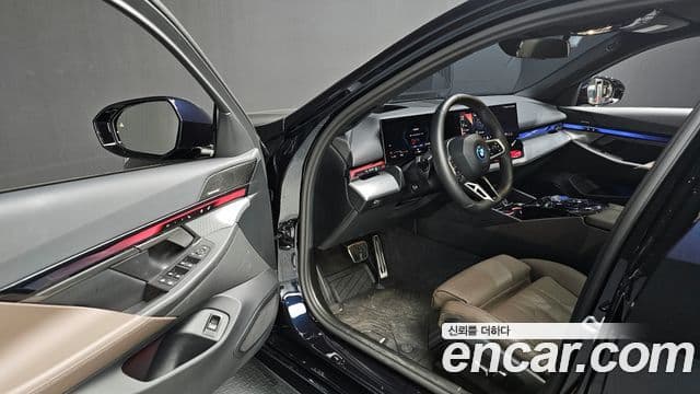 BMW i5 2025 — ფოტო 15/20