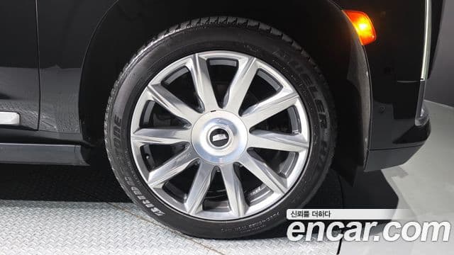 Cadillac Escalade 2022 — Şəkil 5/20