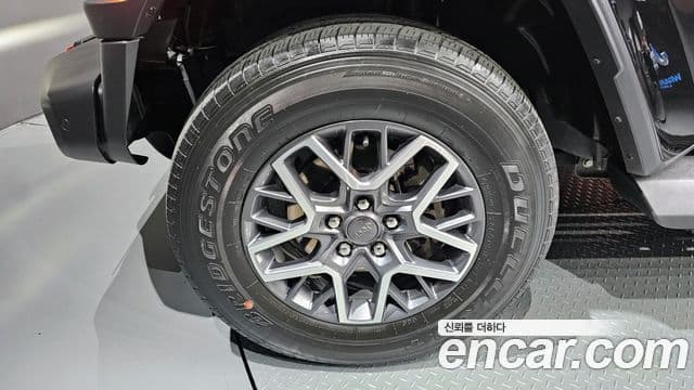 Jeep Wrangler 2022 — ფოტო 5/20