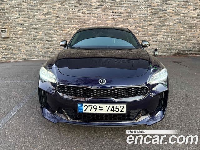 Kia Stinger 2020 — фото 1 из 17