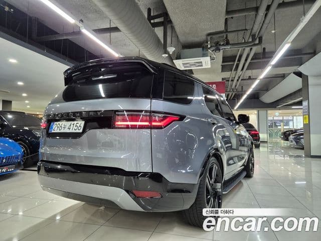 Land Rover Discovery 5 2025 — ფოტო 4/20