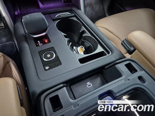 Land Rover Discovery 5 2025 — ფოტო 12/20