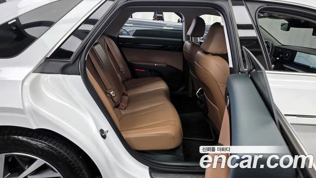 Hyundai Grandeur 2023 — Şəkil 12/20