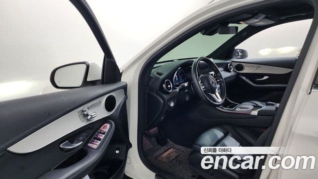 Mercedes-Benz GLC-Class 2021 — Şəkil 10/20