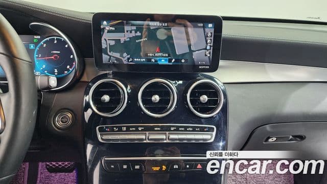 Mercedes-Benz GLC-Class 2021 — Şəkil 14/20