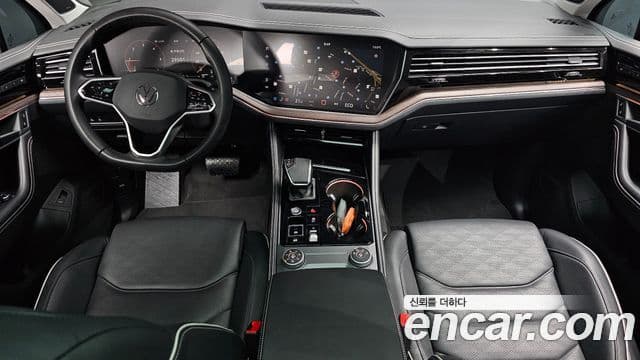 Volkswagen Touareg 2024 — ფოტო 10/20