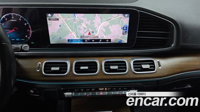 Mercedes-Benz GLE-Class 2019 — Фото 14/20