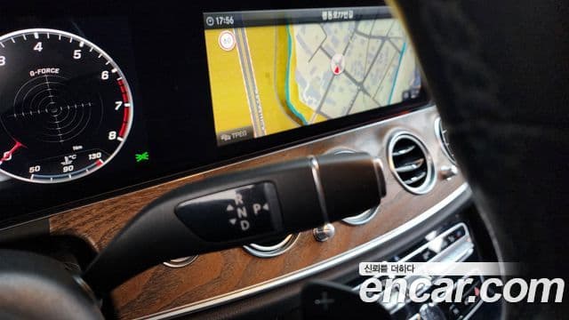 Mercedes-Benz E-Class 2020 — Фото 9/20
