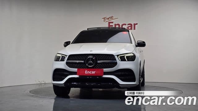 Mercedes-Benz GLE-Class 2022 — Photo 16/20