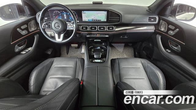 Mercedes-Benz GLE-Class 2022 — Photo 17/20