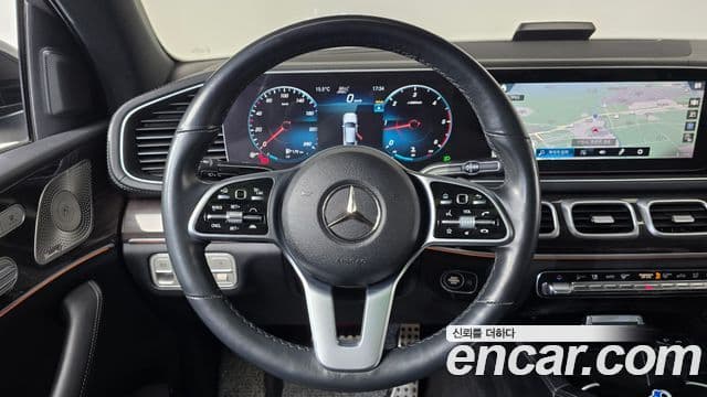 Mercedes-Benz GLE-Class 2022 — Photo 4/20