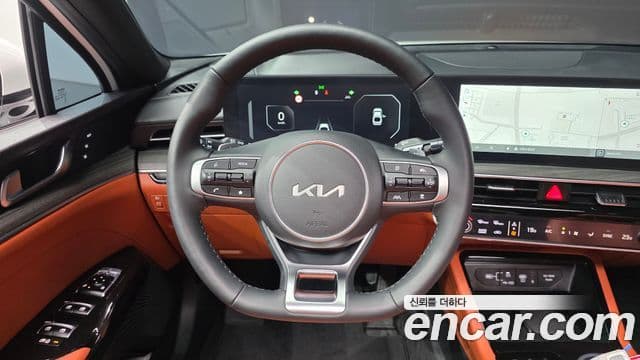 Kia K5 2025 — ფოტო 13/20