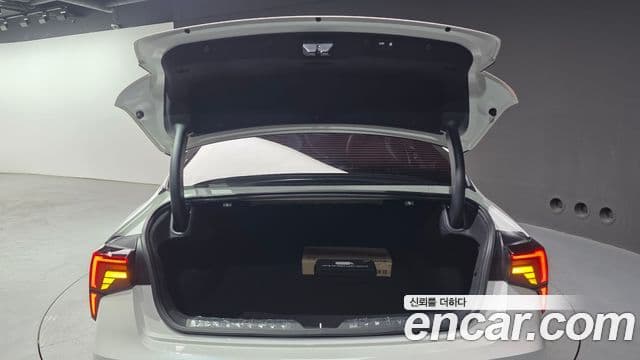 Kia K5 2025 — фото 20 из 20