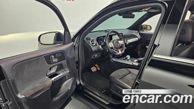 Mercedes-Benz GLB-Class 2020 — Фото 11/20