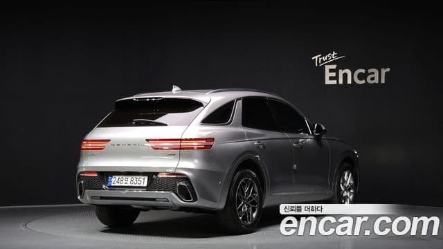 Genesis GV70 2022 — ფოტო 2/20