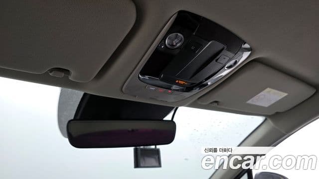Kia K5 2021 — ფოტო 18/20