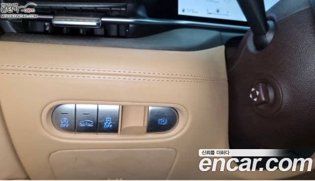 Genesis G90 2022 — Photo 6/18